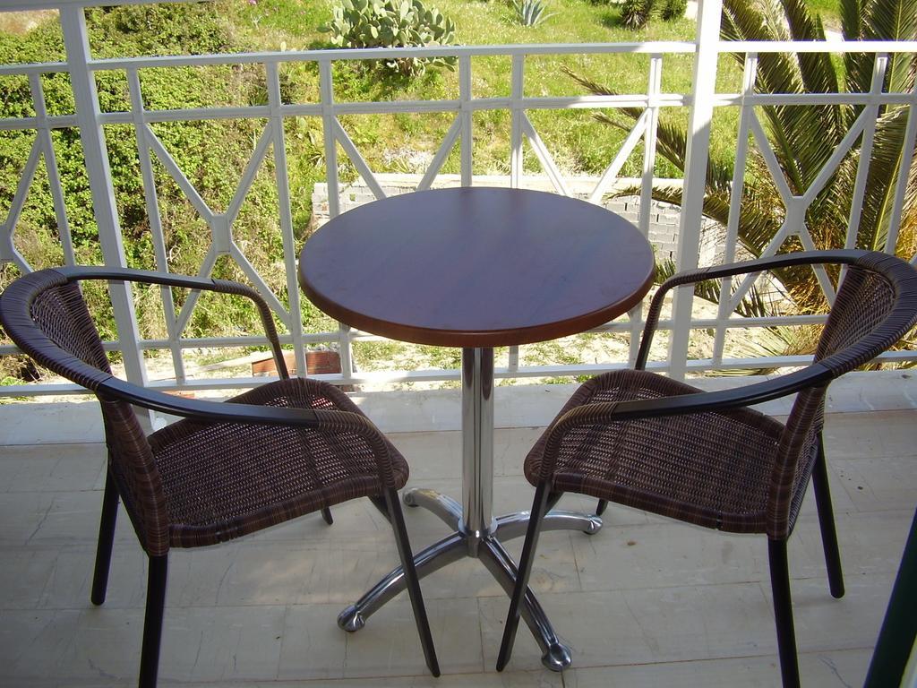 Dixtia Apartments Agios Georgios Pagon Chambre photo
