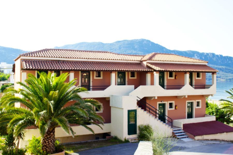 Dixtia Apartments Agios Georgios Pagon Extérieur photo