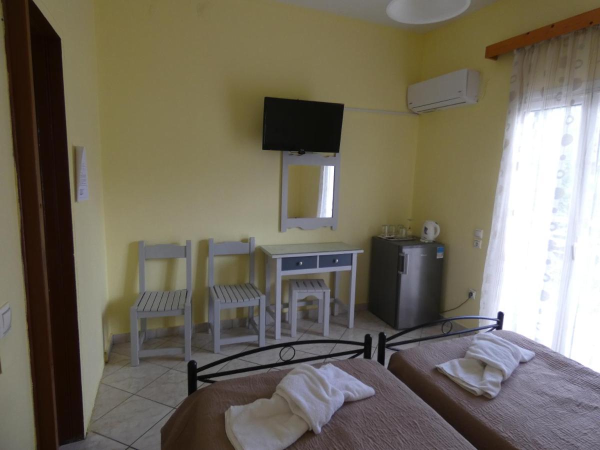 Dixtia Apartments Agios Georgios Pagon Extérieur photo